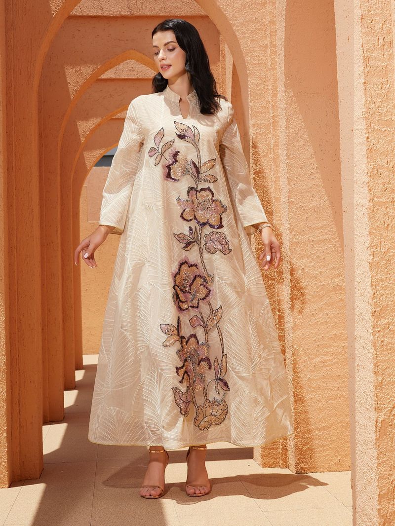 Elegantes besticktes Abaya-Kleid aus Netzstoff mit Blumenapplikation – Langärmliges, schlichtes muslimisches Kleid für Damen (Beige, M/L/XL/XXL)_voghion.com
