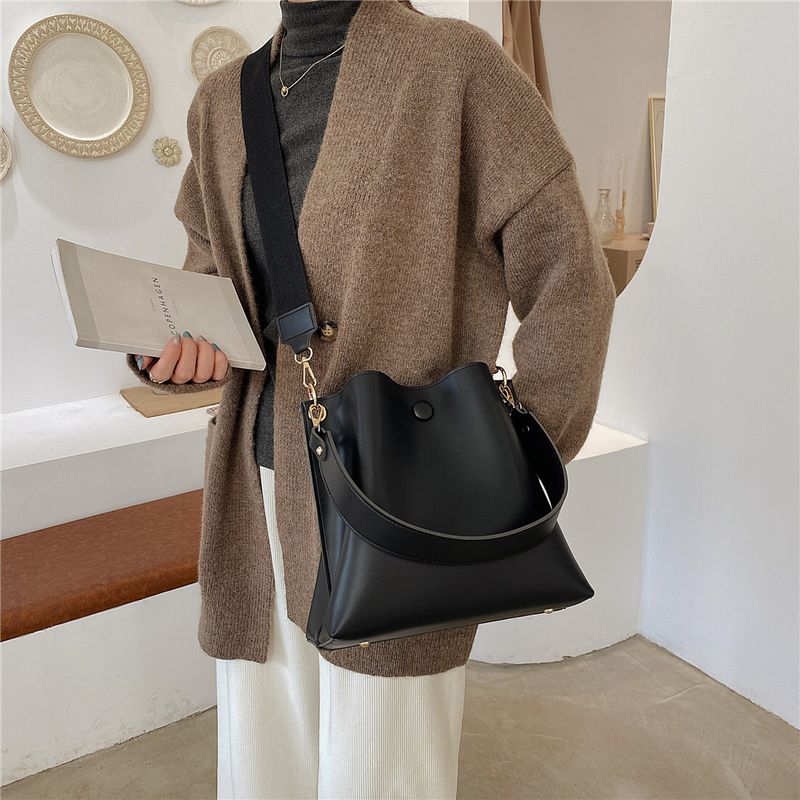 Borse da donna alla moda Borse a tracolla eleganti con tracolla larga a secchiello grande per donna Borsa a tracolla in morbida pelle Portafoglio_voghion.com
