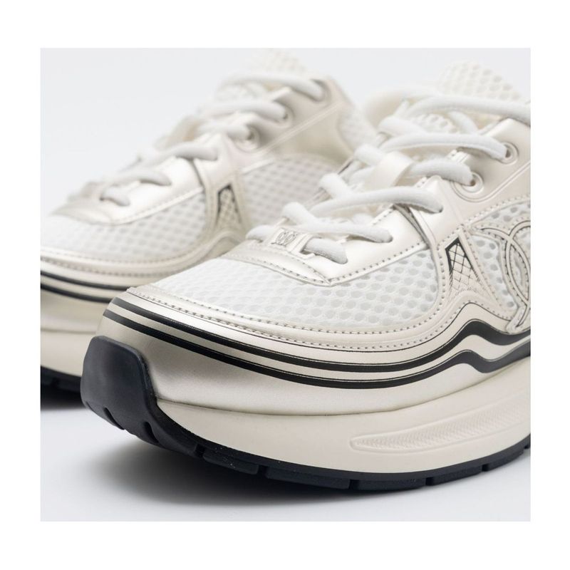 2025 Women's New Color Block Mesh Breathable Dad Shoes, Height-Increasing Casual Sports Shoes._voghion.com