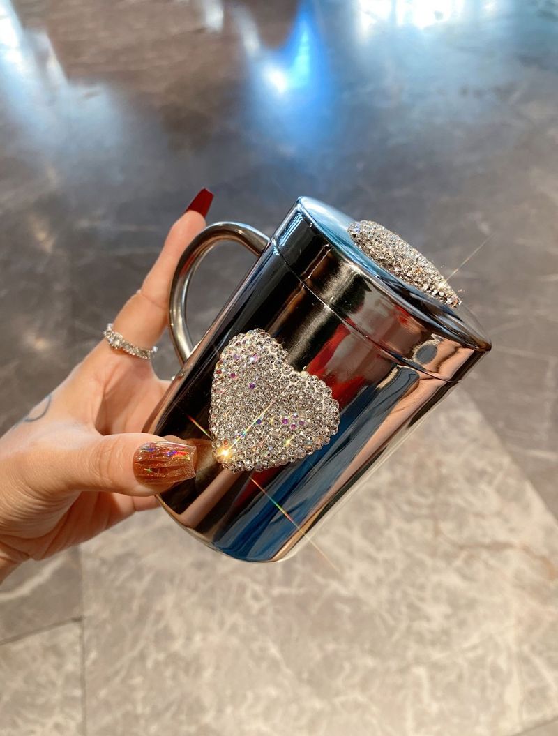 Diamond Heart Kaffeebecher – Isolierbecher aus Edelstahl 304 mit eleganten Akzenten (auslaufsicher, für Büro und Zuhause)_voghion.com