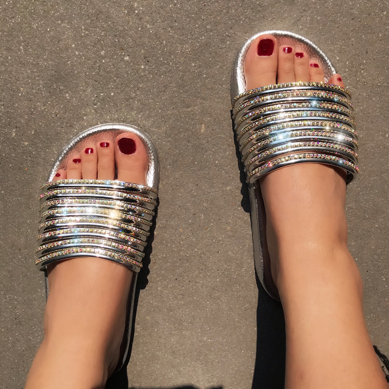 Olesale New Style Ready Stock Cross Border Independent Station Plus Size Craft Hausschuhe Shiny Diamond Sandalen Casual One Line Damen Sandalen_voghion.com