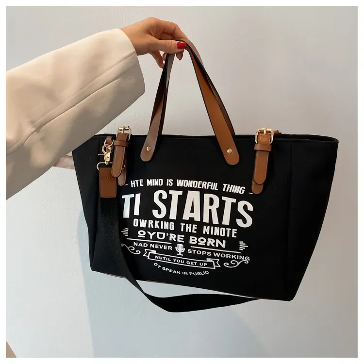 Designer's Letter Printed Shoulder Women's Canvas Large Capacity Handbag Korean Version Fashion Shopping Contrasting_voghion.com