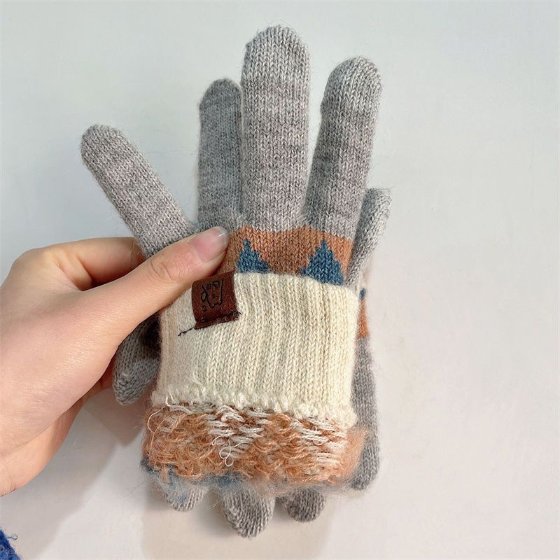 Japanese single quality autumn winter Korean triangular diamond grid knitted gloves, warm and cold resistant, brushed_voghion.com