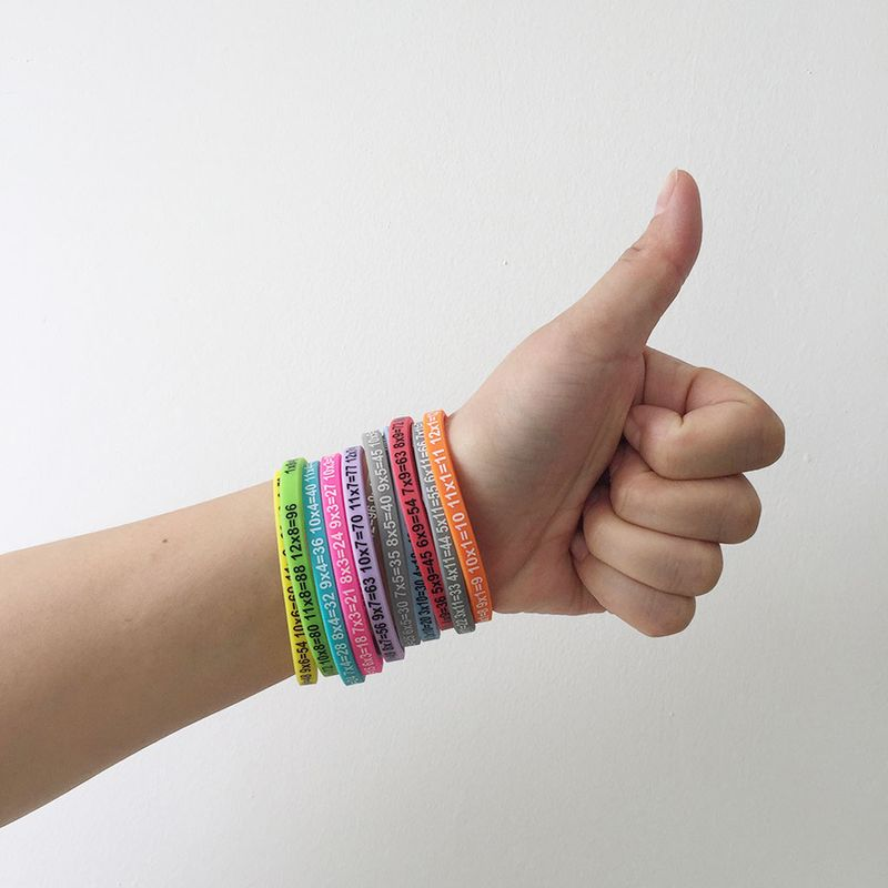 12 Colors Stretch Unisex Silicone Multiplication Table Wristbands for Christmas_voghion.com