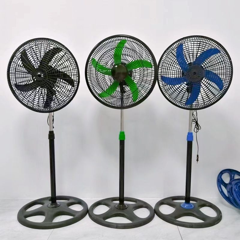 Ventilatore da pavimento transfrontaliero da 18 pollici tre in uno per uso domestico, ventilatore elettrico da parete silenzioso ad alta potenza con vibrazione verticale, produttore all'ingrosso_voghion.com