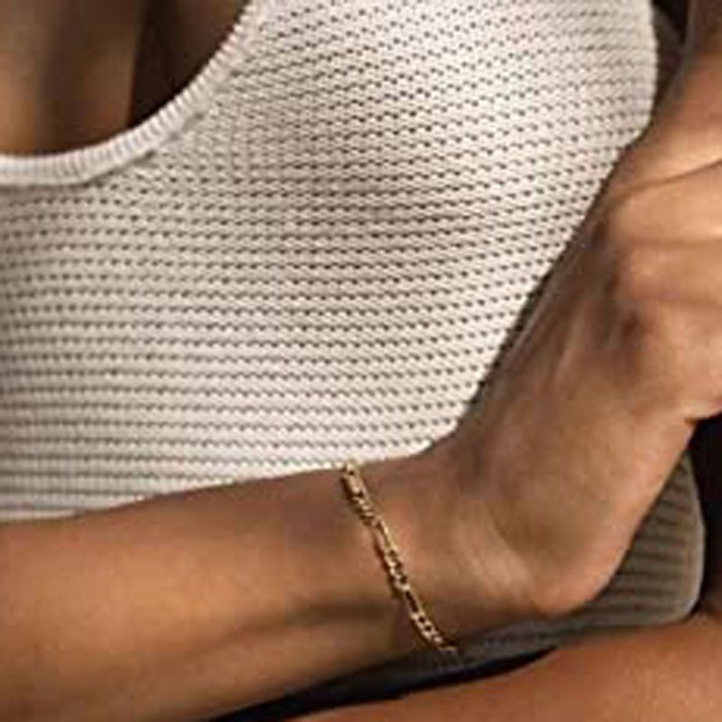 Set di cinque eleganti e semplici bracciali a catena cubana in lega di alta qualità, di alta qualità e di alta qualità._voghion.com