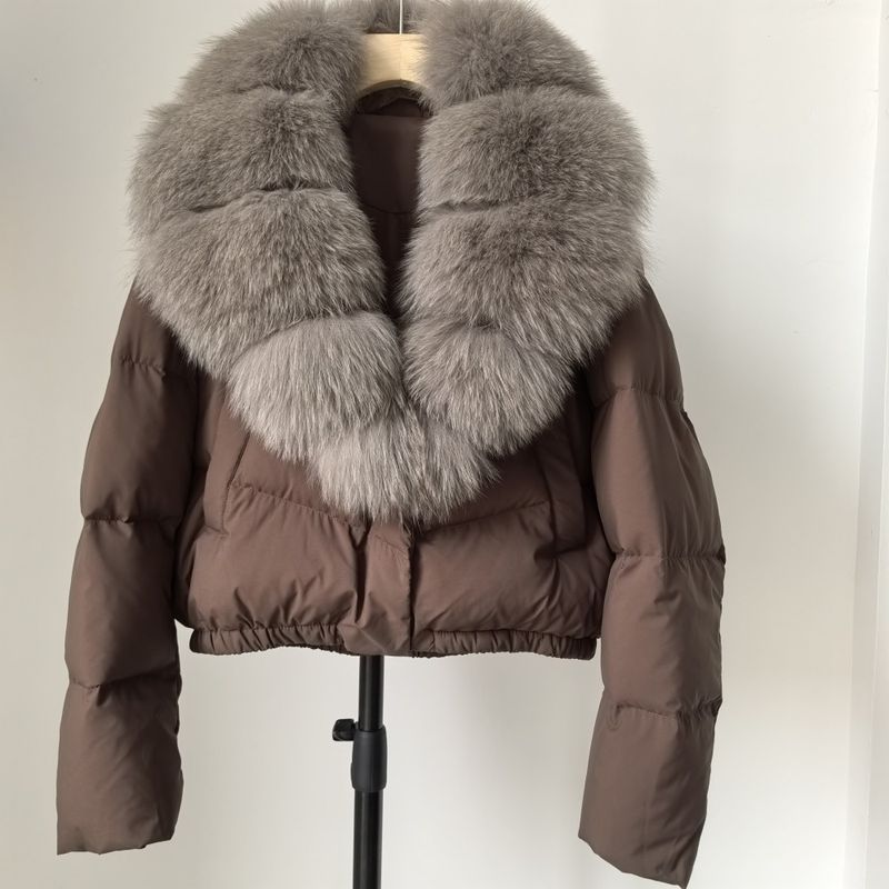 Luxury Winter Short Down Jacket For Women With Detachable Fox Fur Collar, High-Quality White Duck Down, Elegant & Stylish, Loose Fit, Warm_voghion.com