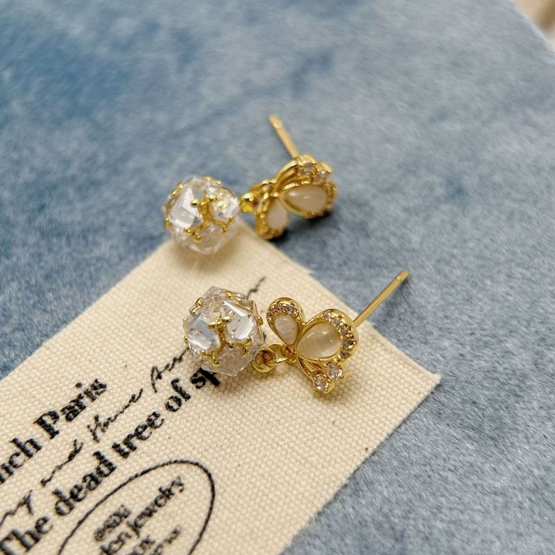 Orecchini a farfalla con perle, versione coreana, con temperamento semplice e personalità di nicchia, di alta gamma per donna_voghion.com
