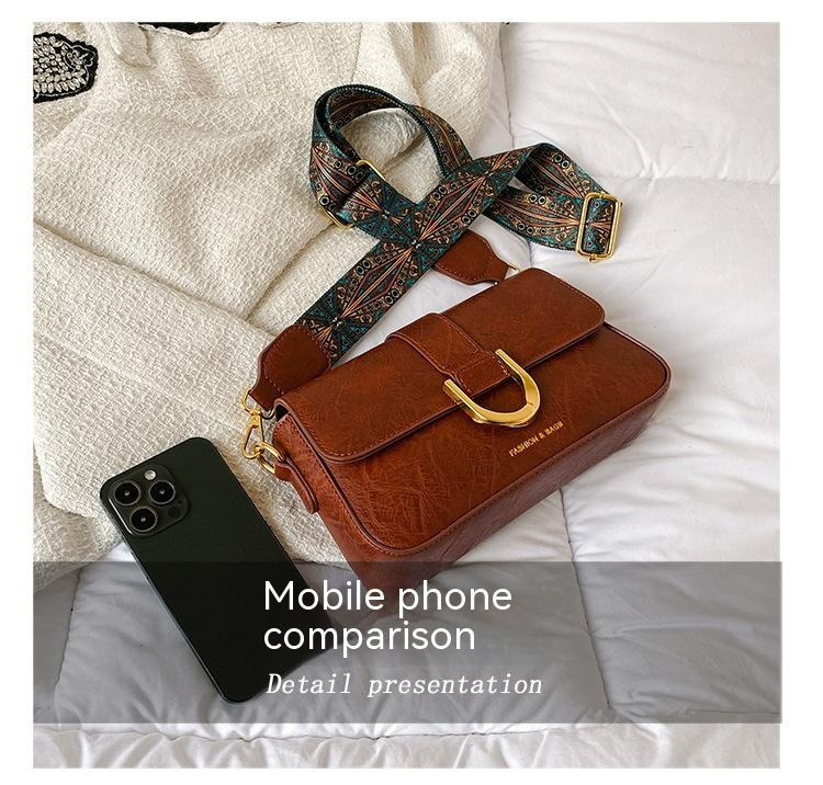 Borsa a tracolla 2023 Nuovo arrivo Alta qualità Moda Versatile Fibbia a ferro di cavallo Borsa a tracolla larga da donna_voghion.com