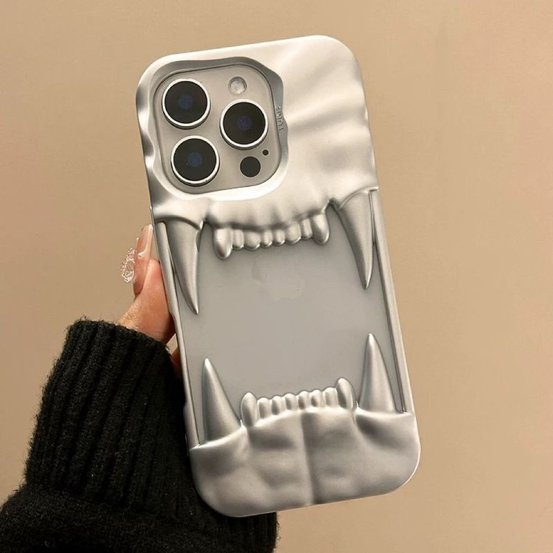 Niche Personality Hollow Tiger Tooth Wrinkle Phone Case Compatible With IPhone 16/15/14/13/12/11 Pro Max_voghion.com