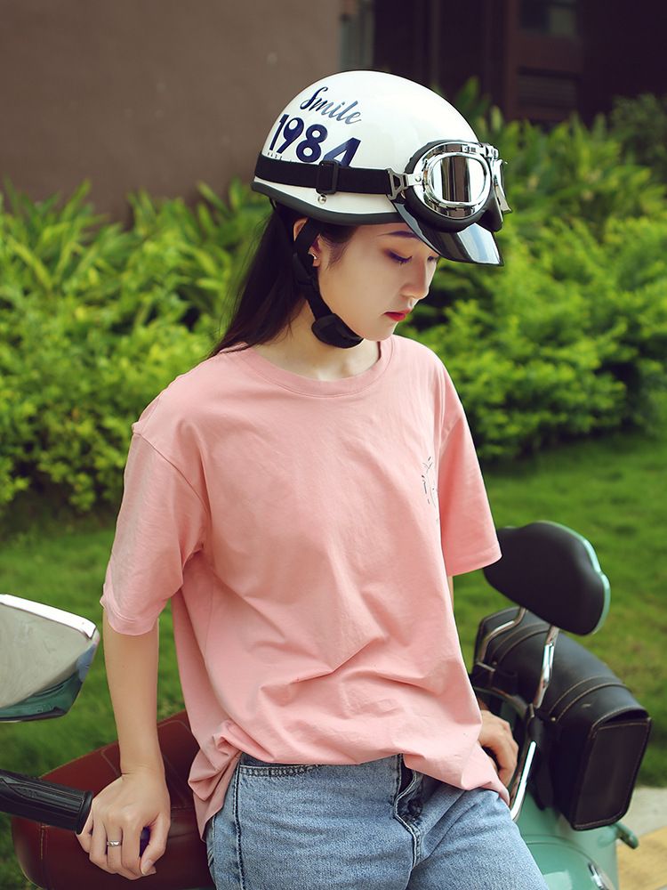 Casco retro al por mayor de fábrica 3C personalidad hombres y mujeres coche eléctrico medio casco cuatro estaciones universal verano protección solar casco_voghion.com