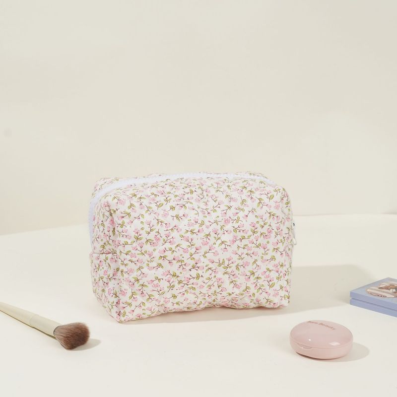 Floral Quilted Cosmetic Bag Large Capacity Cotton Storage Toiletry Bag Pencil Case Plaid Embroidery Ins Ladies_voghion.com