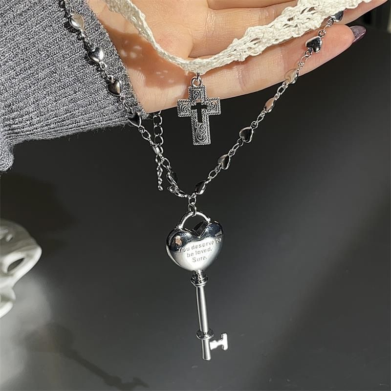 Lace Cross Heart Key Pendant Necklace Versatile Collarbone Chain Niche Design Sense Women's Jewelry_voghion.com