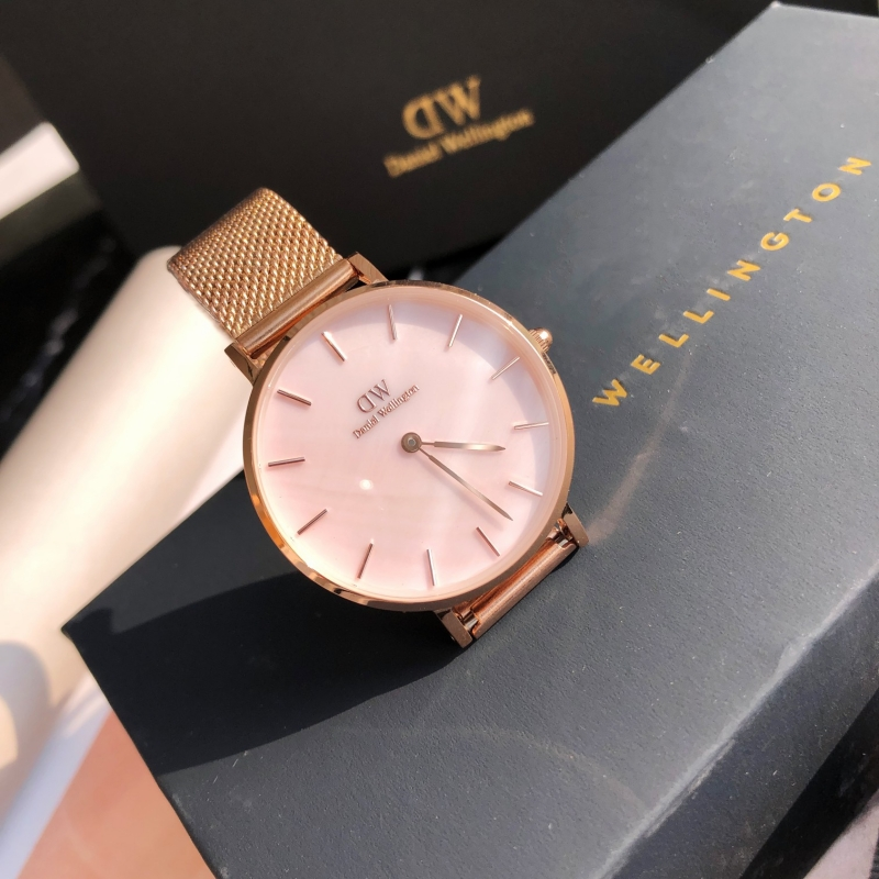 Stahlband-Stil, Zifferblattstärke 6 mm schlank! Eine Quarzuhr mit 32 mm Durchmesser präsentiert einen eleganten und vielseitigen Stil!_voghion.com