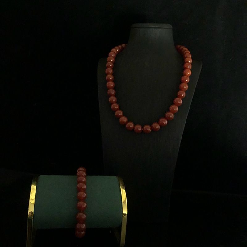 Red agate beaded necklace stretch bracelet to make old gold design sense sweater chain temperament_voghion.com