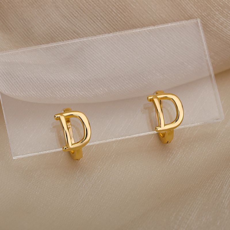 Korean new style 26 English letters earrings for women simple temperament cold style earrings name earrings_voghion.com