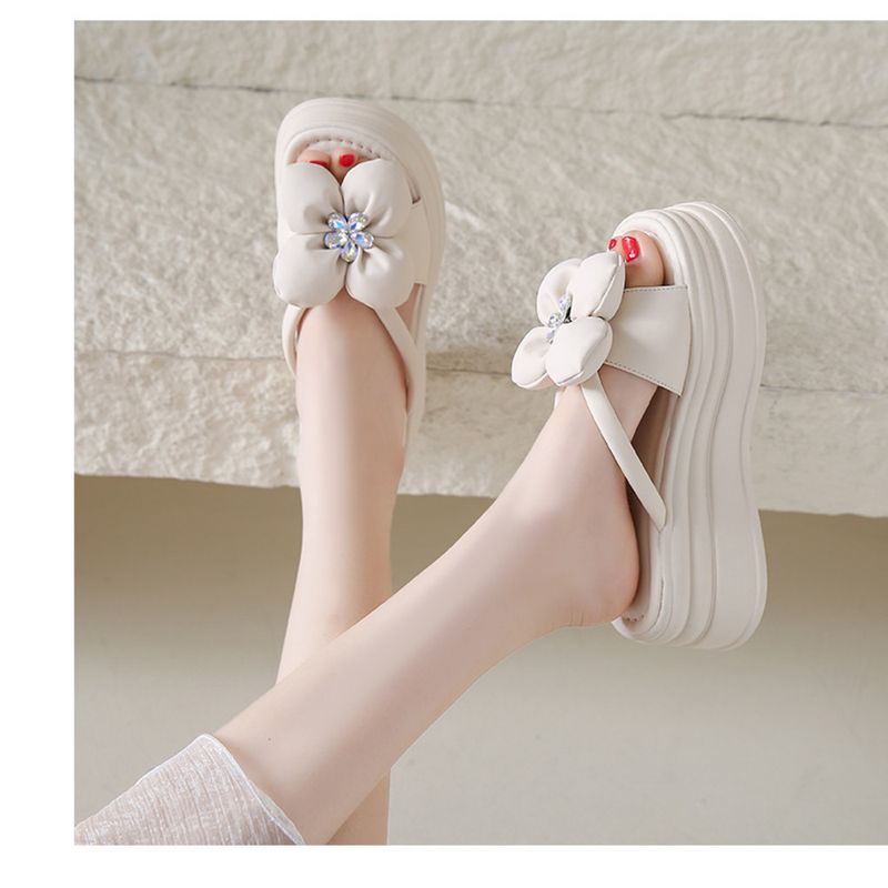 Chinelos Plataforma Femininos 2024 Novo Verão Use Um Alto Senso de Moda Com Sapatos de Praia Para Sair Para Aumentar as Sandálias_voghion.com