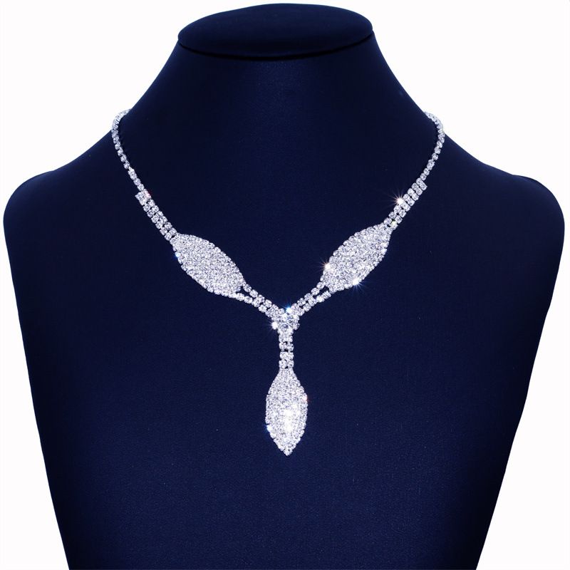 Collana da sposa fatta a mano con strass accessori gioielli Yiwu_voghion.com