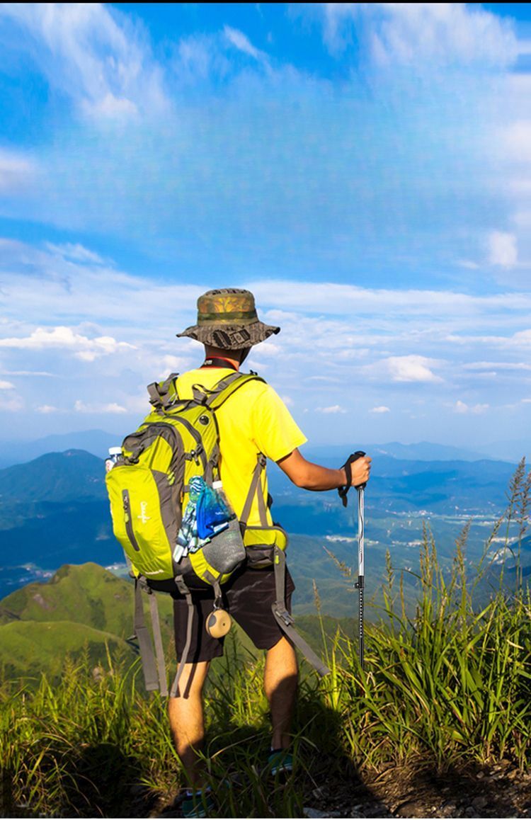 Bosim Süper Hafif Sağlam Kaymaz Trekking Bastonu Üç Bölmeli Teleskopik Taşınabilir Karbon Fiber Yürüyüş Bastonu_voghion.com