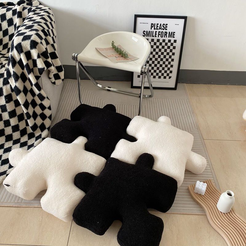 Nuovo stile Ins Futon bianco e nero Comodino Puzzle Pavimento Divano Soggiorno Cuscino Finestra a bovindo Cuscino_voghion.com