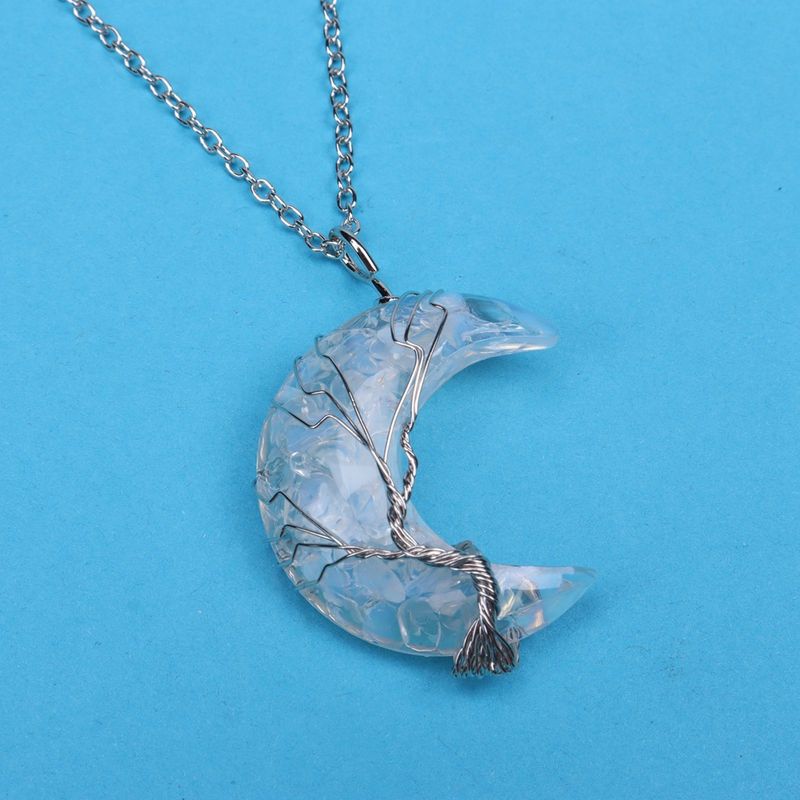 Collana in resina con albero della vita - Ciondolo a forma di luna con ghiaia di cristallo colorato per protezione spirituale e buona fortuna_voghion.com