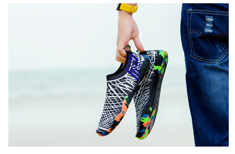 2023 Outdoor Wading River Tracing Sandali da spiaggia Uomo Nuoto Yoga Immersioni Coppia Outdoor Uomo Donna Pantofole Quick Dry Aqua_voghion.com