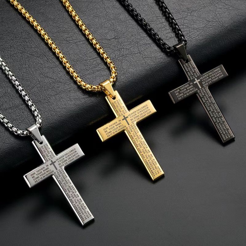 Collier croix élégant en acier inoxydable pour une mode unisexe_voghion.com