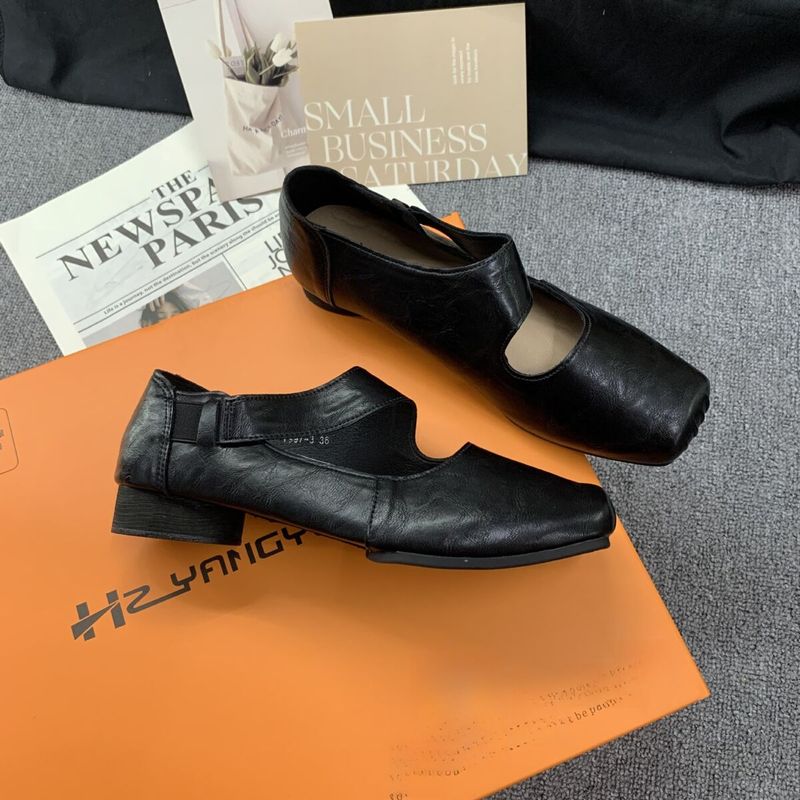 Scarpe di stile di alta qualità in pelle di cavallo con punta quadrata, superficie morbida e spessa, tacco alto_voghion.com