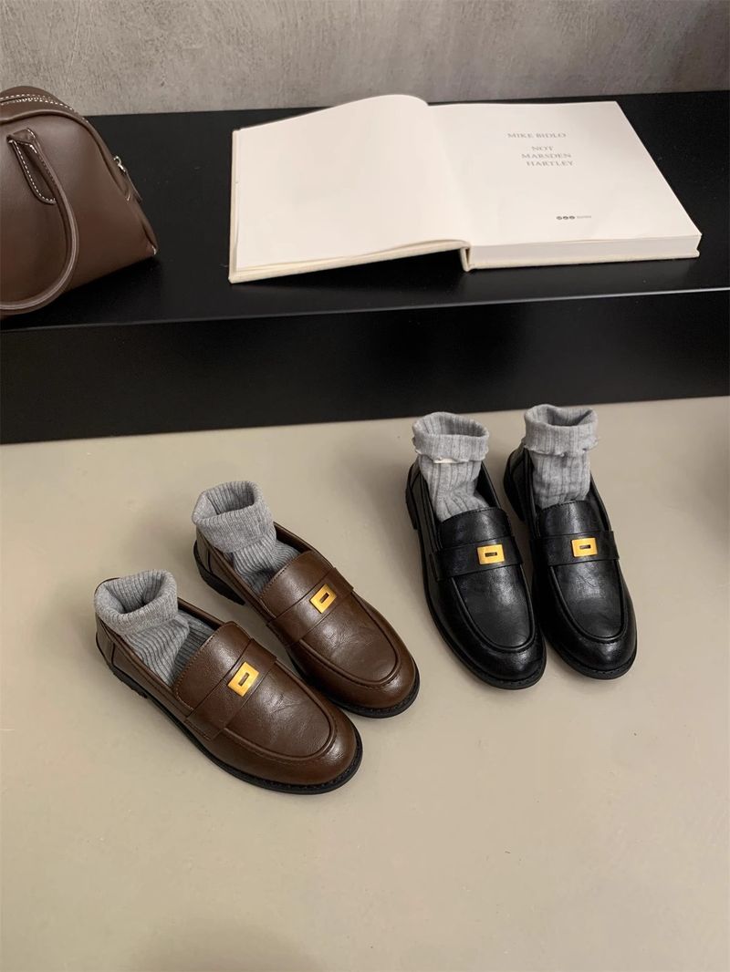 Schwarze Lederschuhe für Damen, britischer Frühlings- und Herbststil, neue runde Zehenpartie, Pendler-Loafer mit klobigem Absatz, Slip-On_voghion.com