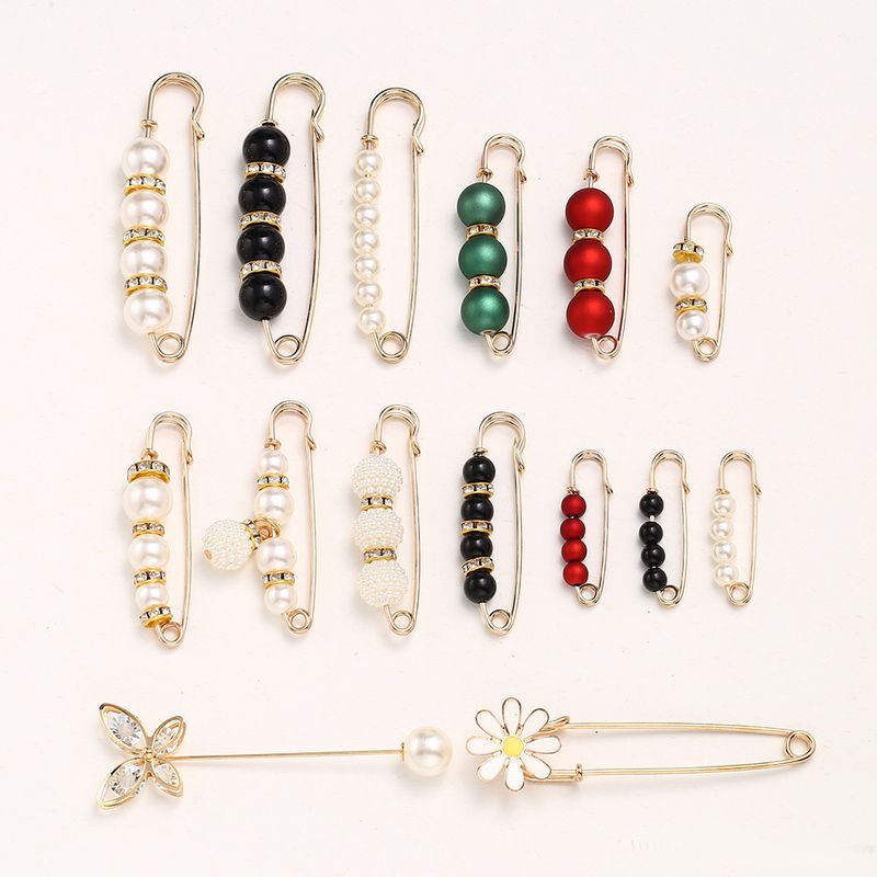 Pearl Waist Pins To Fix The Waistline Of Clothes And Skirts_voghion.com