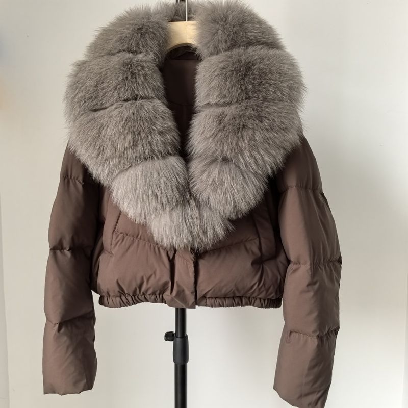 Luxury Winter Short Down Jacket For Women With Detachable Fox Fur Collar, High-Quality White Duck Down, Elegant & Stylish, Loose Fit, Warm_voghion.com