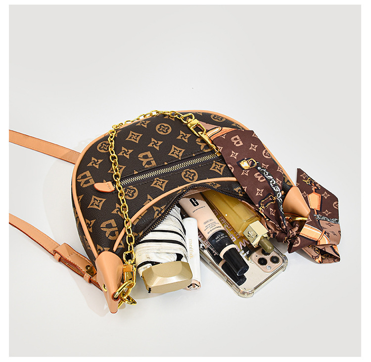 Borsa a tracolla Catena di alta qualità Borsa ascellare casual 2023 Nuova borsa a tracolla di lusso Borsa a mezzaluna versatile Borsa da donna_voghion.com
