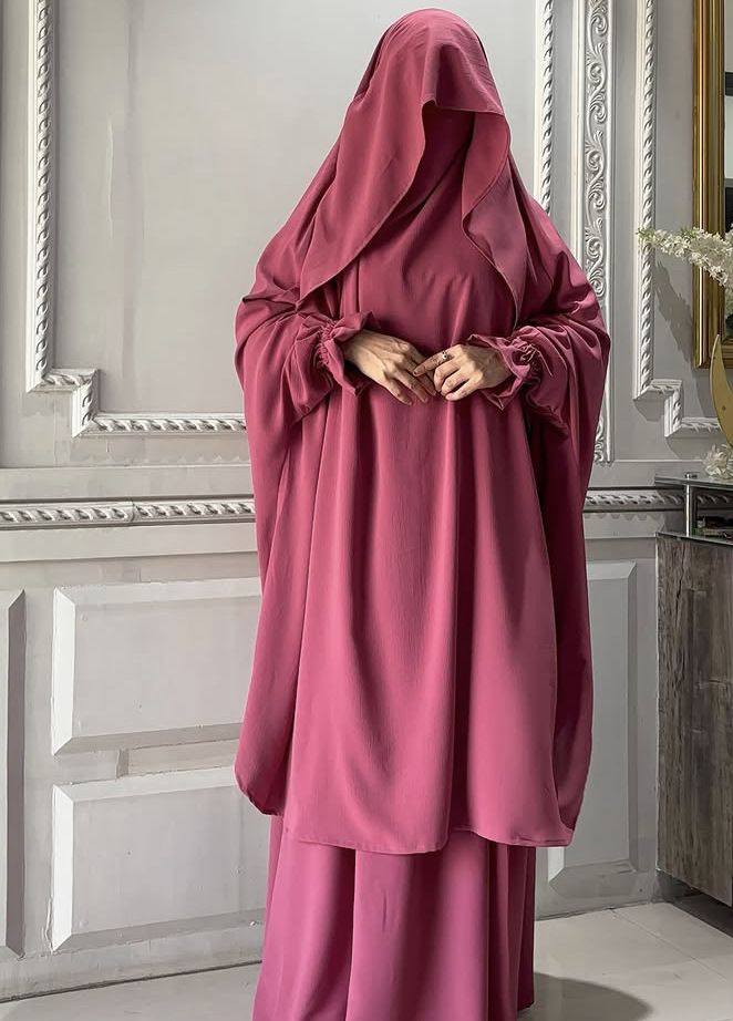 Muslimisches einfarbiges Gewand mit Glockenärmeln, zweiteiliges Set für Frauen mit großem Hijab und Rock P402_voghion.com