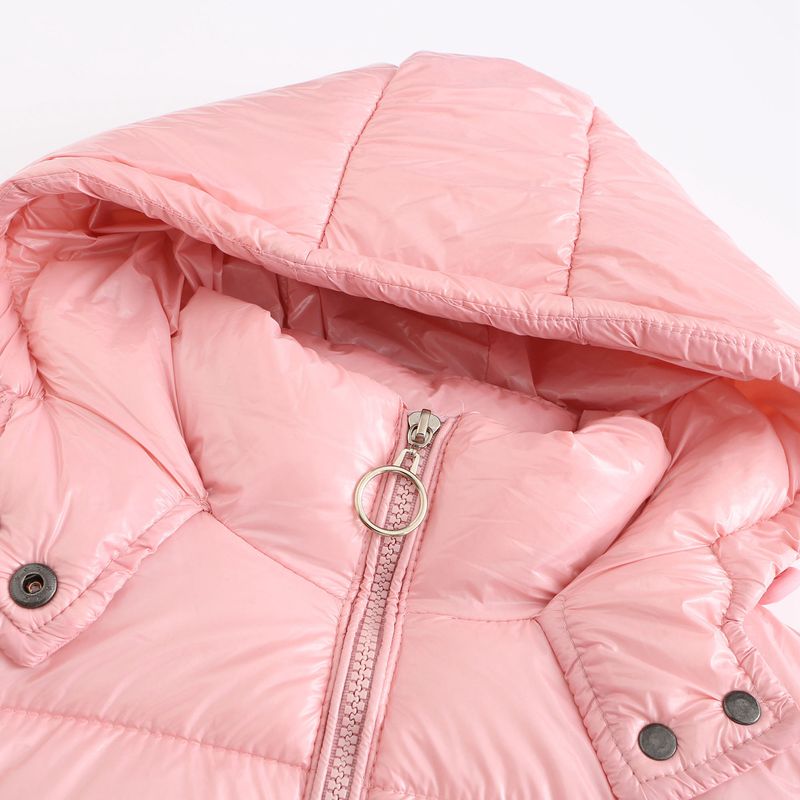 Giacca invernale leggera con cappuccio da donna, rivestimento impermeabile 20D, capospalla lucido a maniche lunghe per moda e comfort._voghion.com