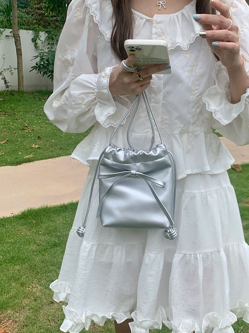 Nischendesign Bowknot Mini für Frauen 2025 Neue Sommer Stilvolle Schulter Crossbody Handytasche_voghion.com