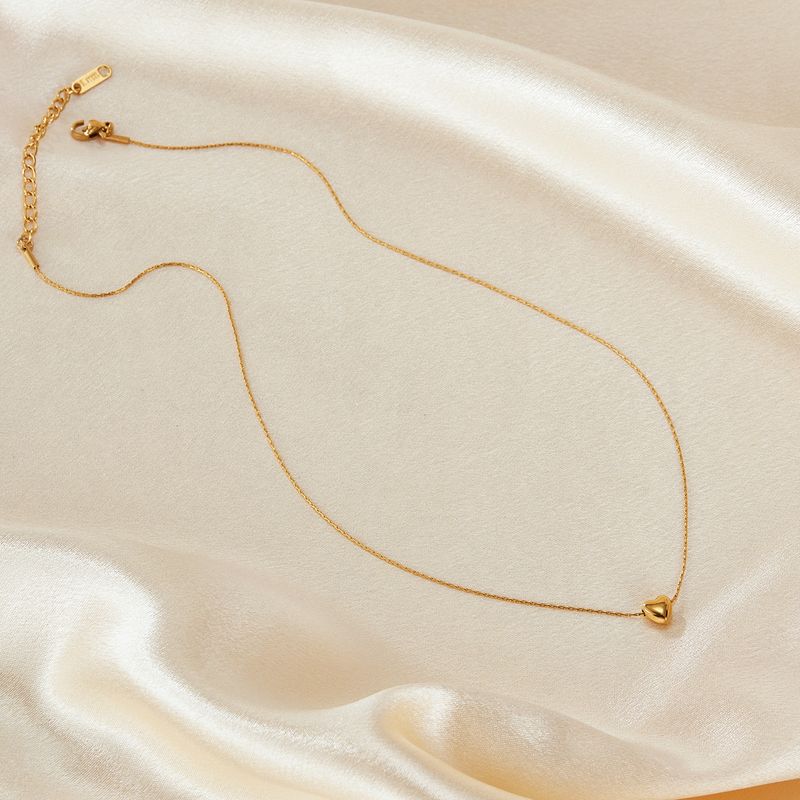 Collana da donna in stile pendolare, con ciondolo a forma di cuore, in acciaio inossidabile, semplice e versatile, placcato oro._voghion.com