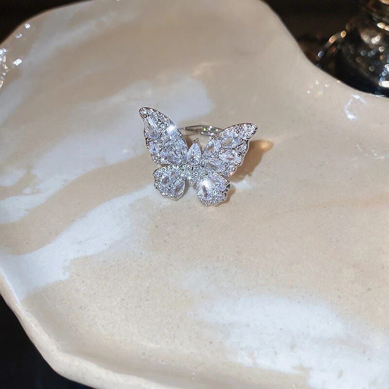 Hot sales Vlinder Opening Glanzende Volledige Zirkoon Ringen Vrouwen Mode Verloving Bruids Bruiloft Vinger Ring Vrouwelijke Sieraden_voghion.com