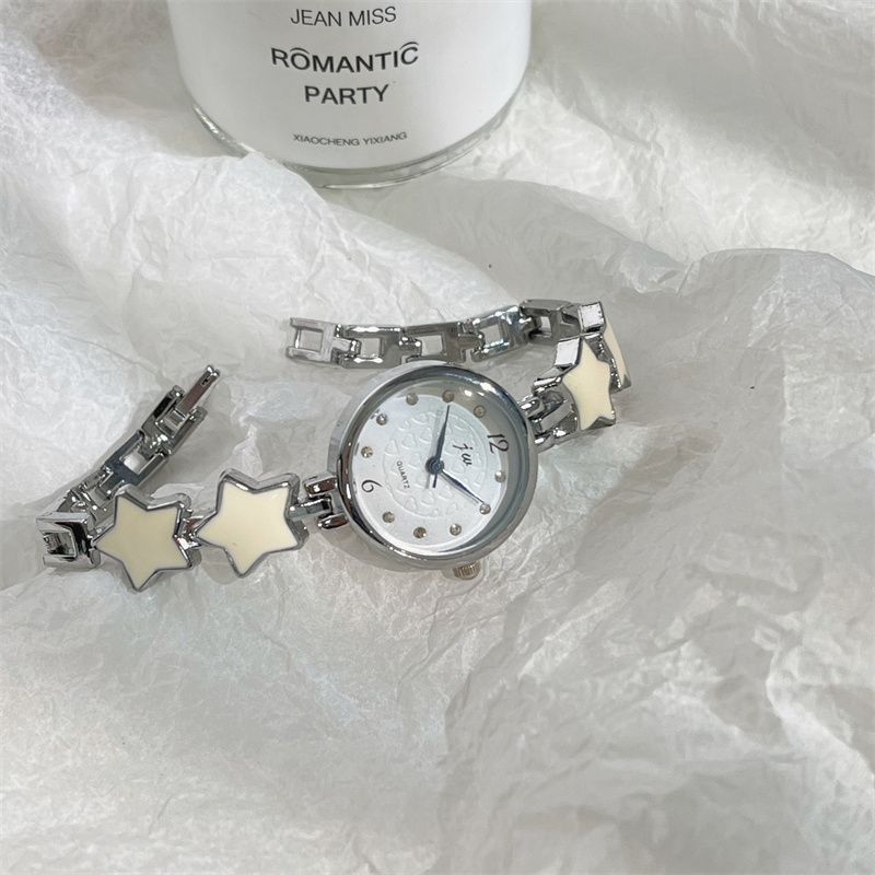 Cute Star And Moon Chain Watch For Girls Korean Version Simple Fashion Ins High-Value College Style Student_voghion.com