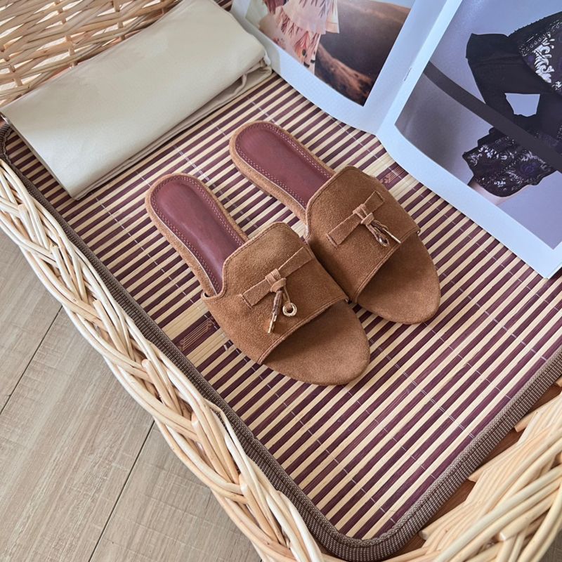 LP One Word Slippers For Women 2024 Summer New Style Tassel Leather Versatile Lazy Flat Bottom Open Toe Casual Outerwear_voghion.com