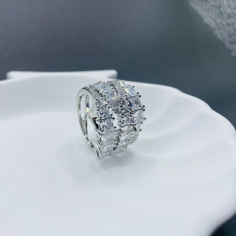 Crystal Spiral Staggered Niche Ring Women's Fashion Versatile Crystal Jewelry_voghion.com