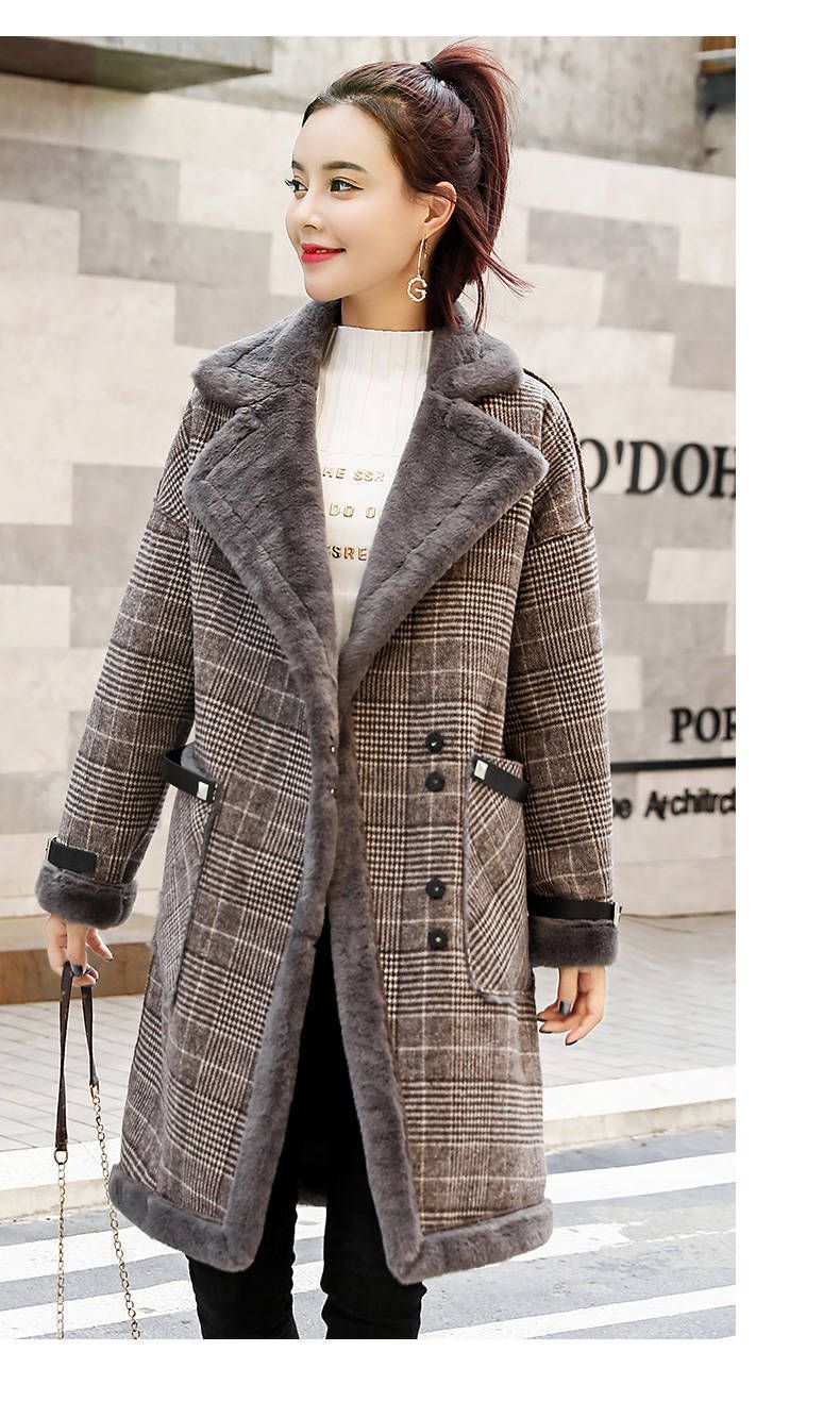 Plaid Wool Coat With Faux Shearling Collar – Oversized Winter Trench Coat For Petite Women, Warm & Stylish Long Coat With Pockets_voghion.com
