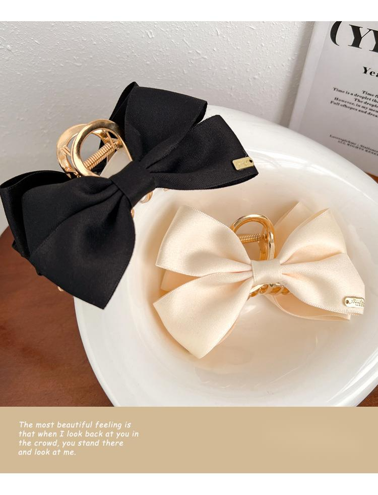 Fermaglio per capelli con fiocco in raso nero molto venduto per copricapo estivo da donna, semplice ed elegante, fermaglio per capelli a forma di squalo con cucchiaio posteriore_voghion.com