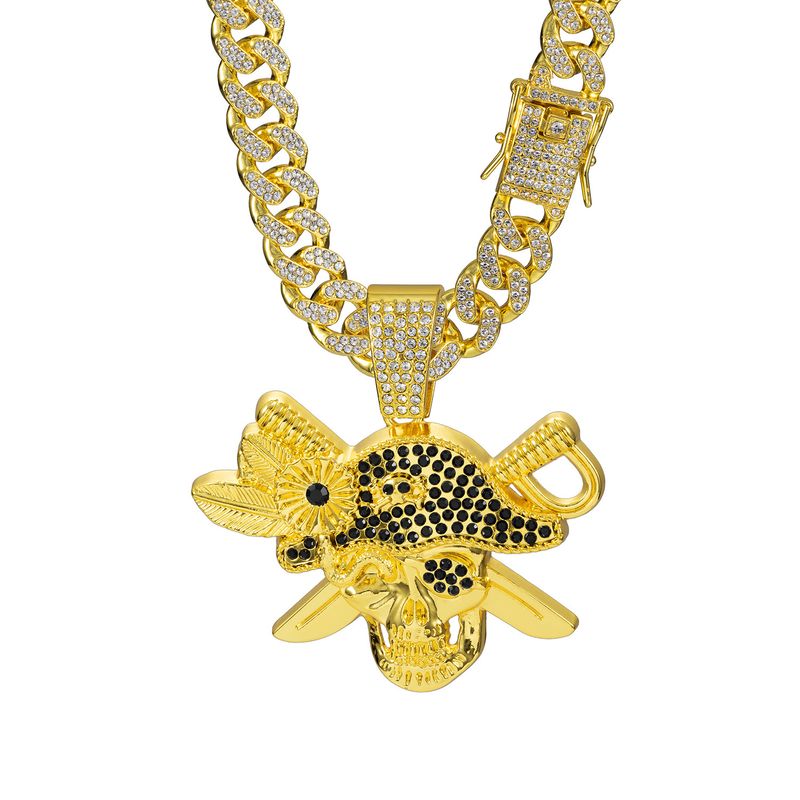 European And American Hip Hop Pirate Skull Necklace Cross Border Hot Sale Diamond Cuban Chain Source Wholesale_voghion.com