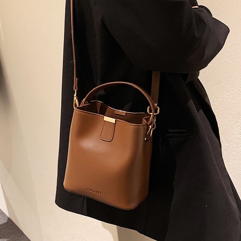 Borsa a tracolla singola da donna di alta gamma, modello 2023, per ufficio, piccola tote, morbida_voghion.com