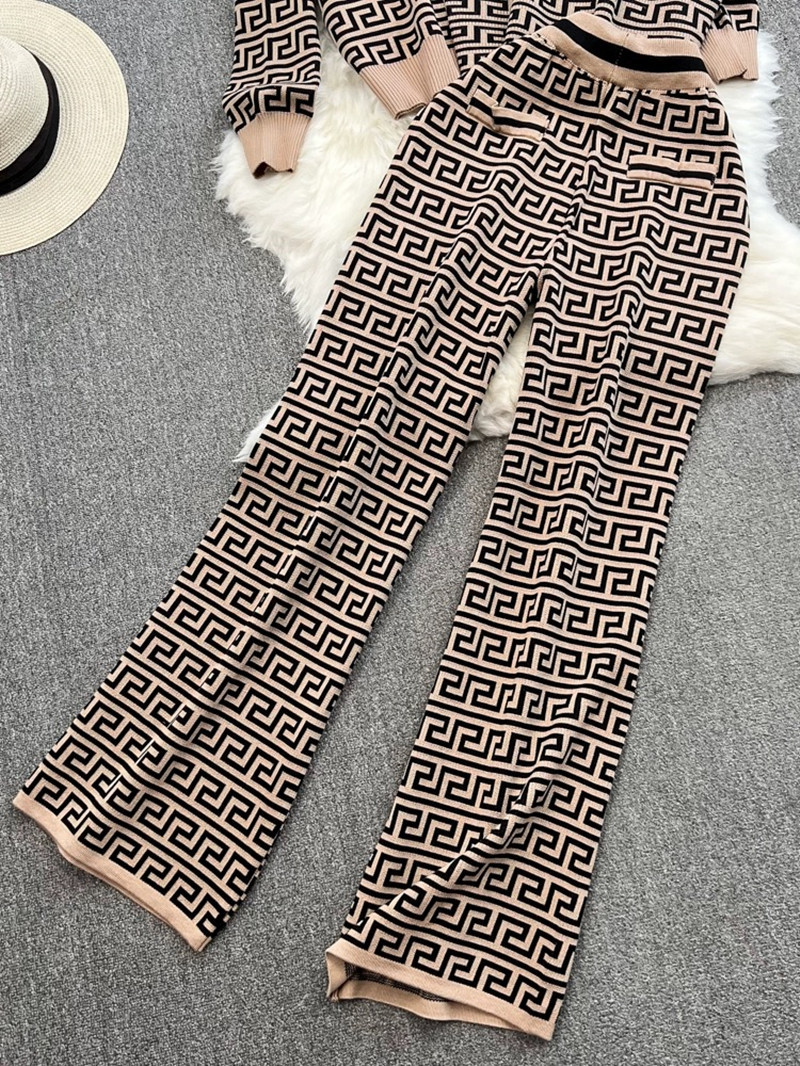 Damenbekleidung, lässiger Modeanzug, Rundhalsausschnitt, karierte Jacquard-Strickjacke, Jacke, Weste, weite Hose, gestricktes dreiteiliges Set_voghion.com