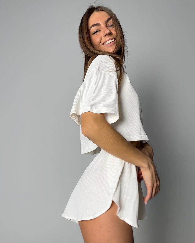 2024 Autumn Fashion Knitted Short Sleeve Pajamas Two-Piece Set Casual Cool Breathable Women's Homewear_voghion.com