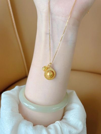 Color Rice Necklace Gold Absorbing Star Pendant Cuban Clavicle Chain High-end Personality Fashion Trend_voghion.com
