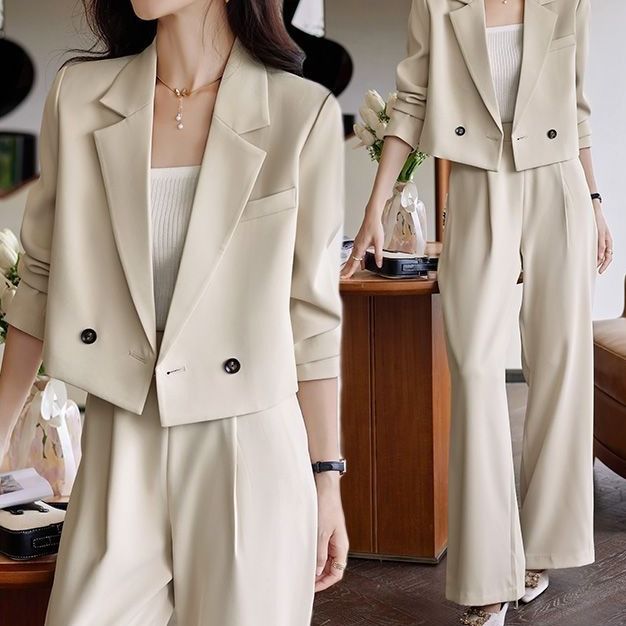 "Women's Elegant Short Blazer & Pants Set - Business Casual Office Wear, Tailored Fit, Wrinkle-Resistant Fabric, Spring & Autumn Styling"_voghion.com