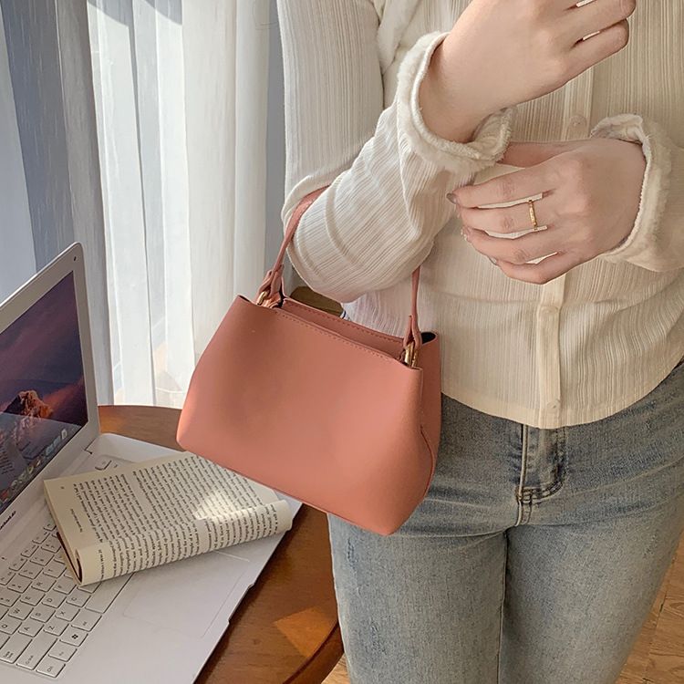 Damen-Beuteltasche, Erdbeerpulver, Umhängetasche, Mini-Tragetasche, kleine Tasche mit hochwertigem Temperament_voghion.com