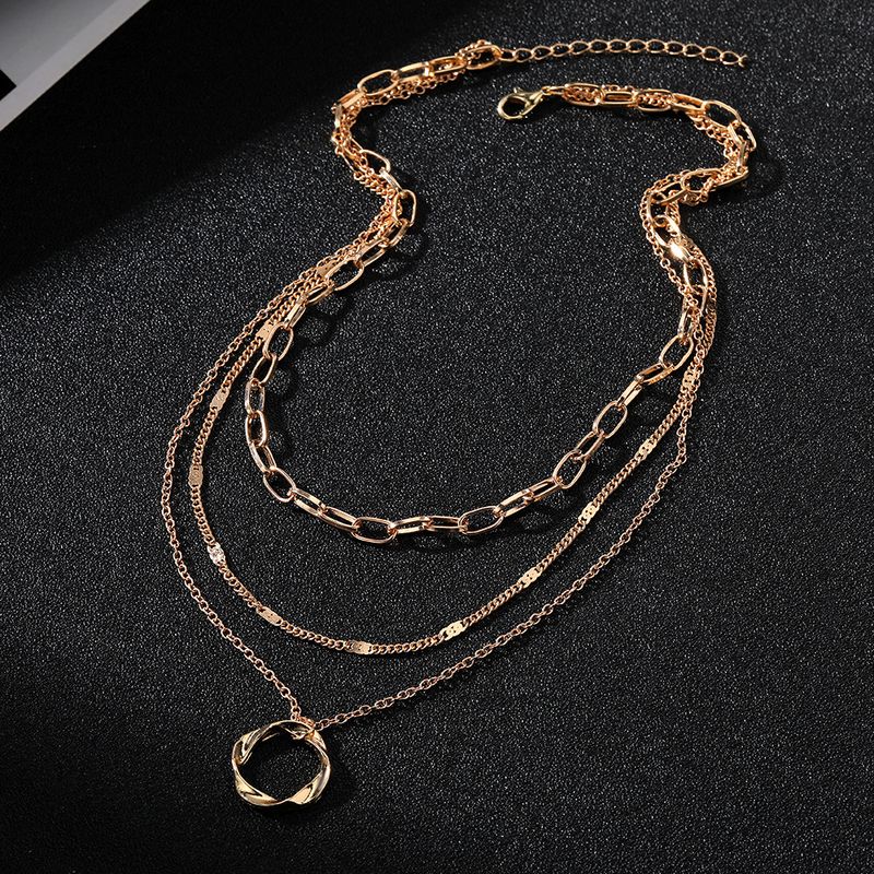 Collana circolare esagerata per ornamento, personalità hip-hop, versatile collana con pendente in lega per donna_voghion.com